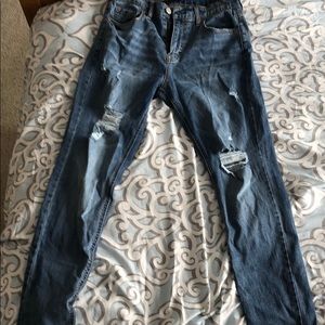 Light washed ripped jeans